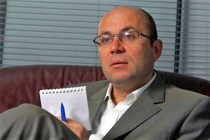 Cozmin Gușă vrea numai două blocuri de putere în România: dreapta și stânga.