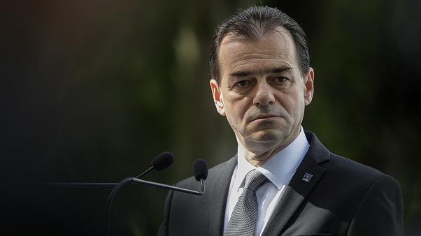 Ludovic Orban, conducerea PNL și o mare parte din Guvern se izolează la domiciliu. Senatorul PNL Vergil Chițac a fost confirmat cu coronavirus