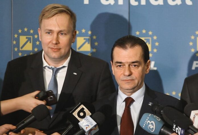 Victor Costache și-a dat demisia, după o discuție aprigă cu Ludovic Orban. De ce s-a ajuns aici, în plină criză a coronavirusului