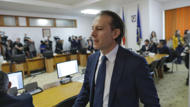 Moțiunea simplă împotriva lui Florin Cîțu este votată în plen. „Sunt criminali” spune ministrul de finanțe