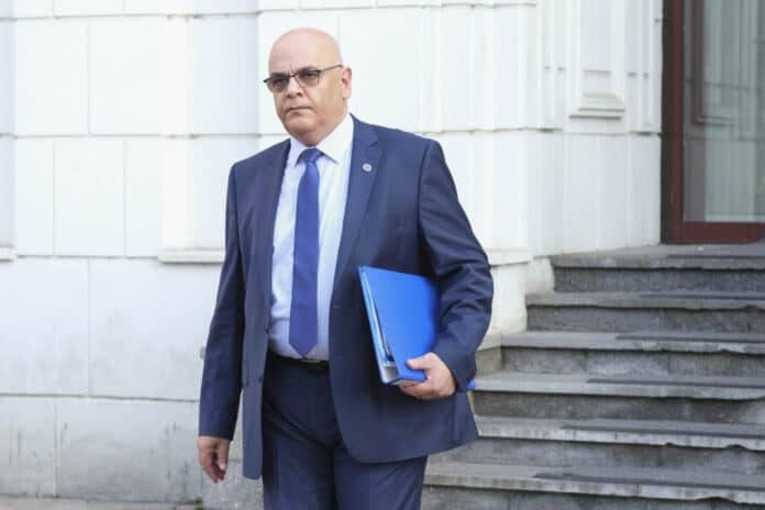 Coronavirusul poate să lovească cu al doilea val, din toamnă spune Arafat