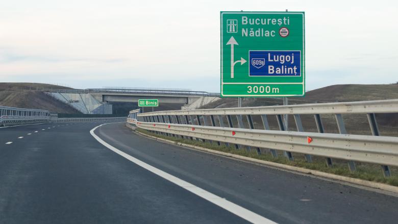 Extinderea autostrăzilor cu 407 kilometri masură asumată de Guvern