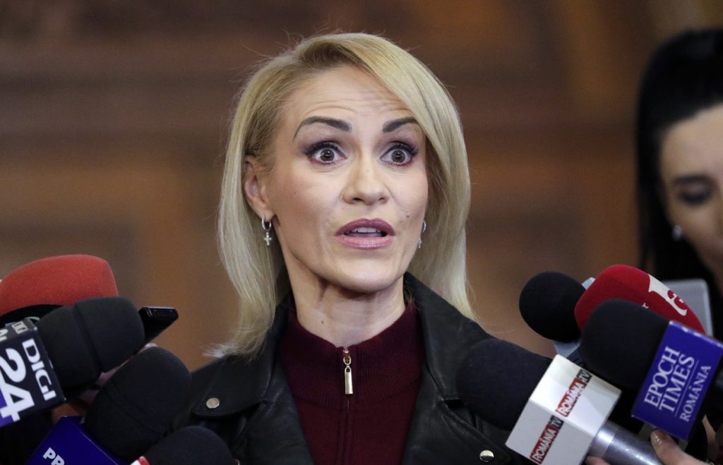 Gabriela Firea a pierdut alegerile din cauza campaniei negative din online