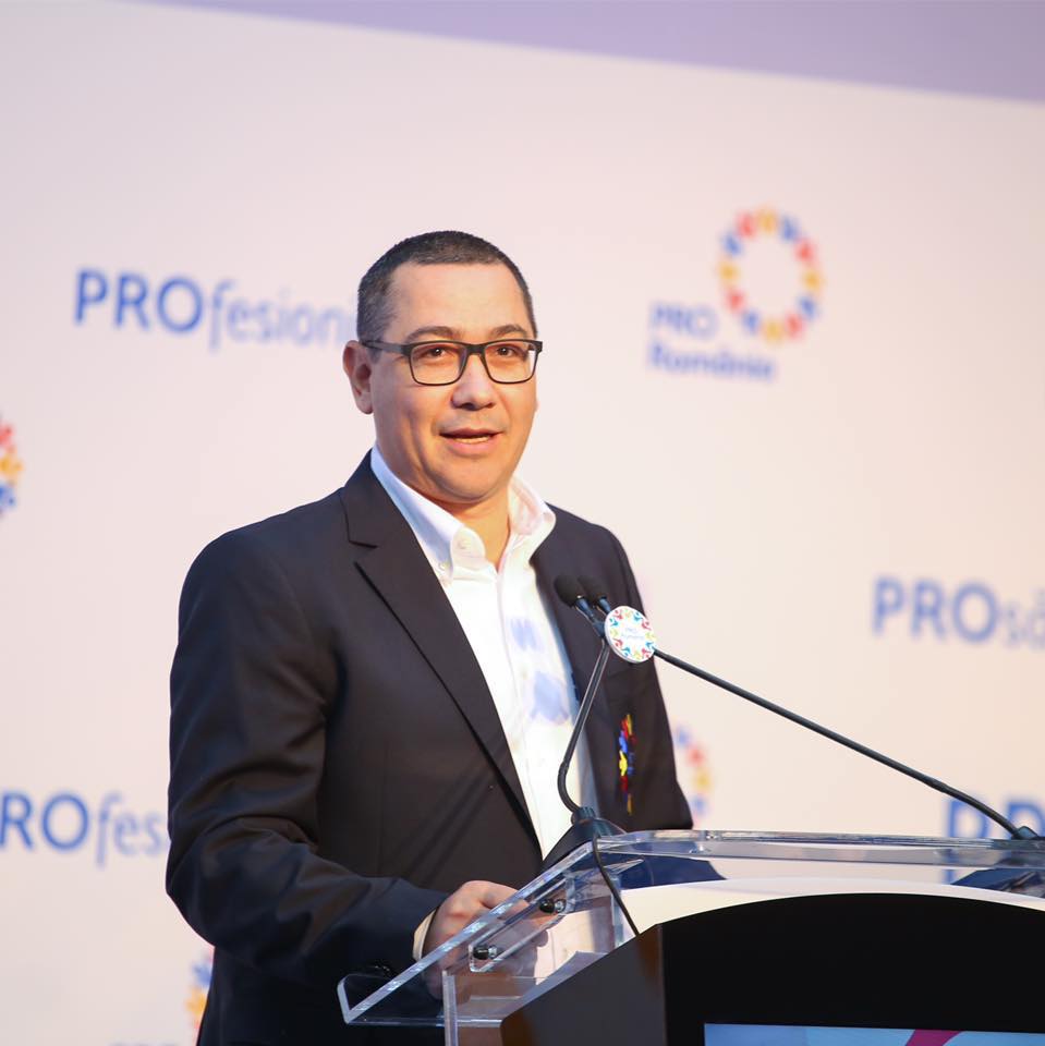 Victor Ponta continuă