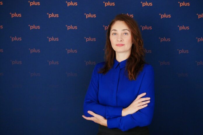 Simona Spătaru, președintele USR-PLUS Sectorul 4 și ex-ofițer SRI