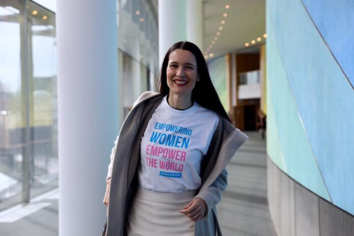 Clotilde Armand, apel către Renate Weber: „Să stopăm distrugerea clădirilor istorice şi a patrimoniului verde din Bucureşti”