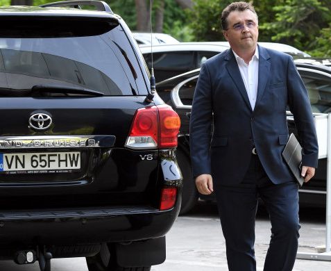 Mașina lui Marian Oprișan a făcut gaură în bugetul CJ Vrancea