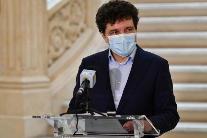 Prima mare bătălie câștigată de Nicușor Dan: Au fost suspendate pentru un an PUZ-urile din Sectoarele 2, 3, 4, 5 și 6