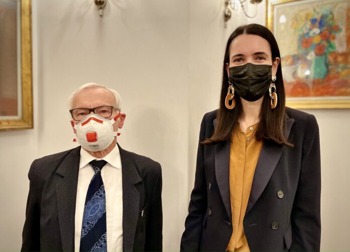 Clotilde Armand taie sporul de antenă al angajaților din Primăria Sectorului 1