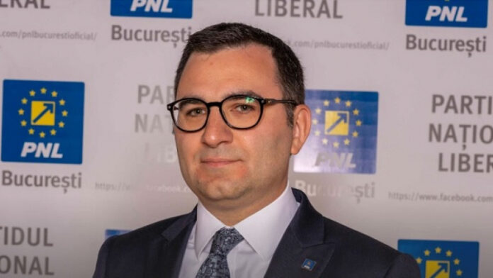 Spor de praf de 2.500 de lei la Avocatul Poporului, acuză Cristian Băcanu