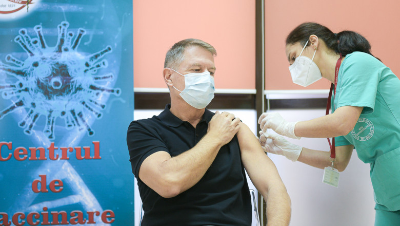 Președintele României s-a vaccinat vineri, cu a doua doză