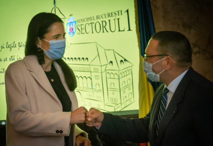 Clotilde Armand, apel către funcționarii din primărie: Vinerea nu va mai fi program scurt