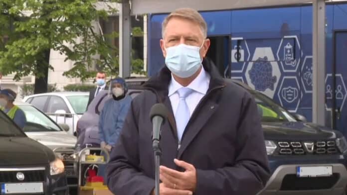 Centru de vaccinare cu mașina, în București a fost inaugurat joi