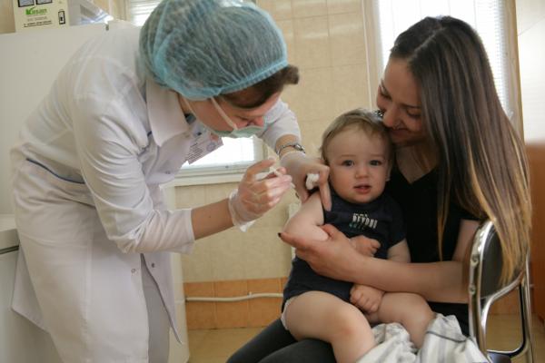 Vaccinarea copiilor de peste doi ani ar putea avea loc din toamnă în SUA