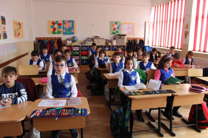 Educația sexuală în școală nu este benefică consideră BOR