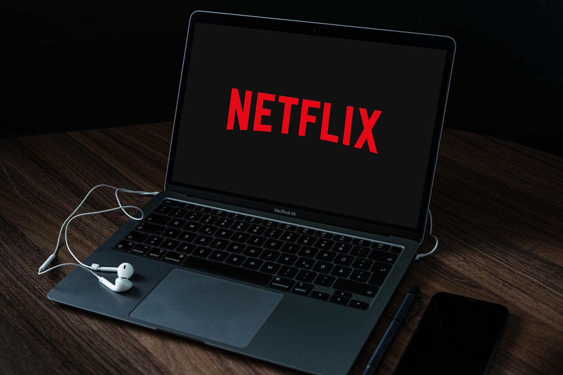 Angajații primăriei din Slobozia stăteau cu orele pe Netflix