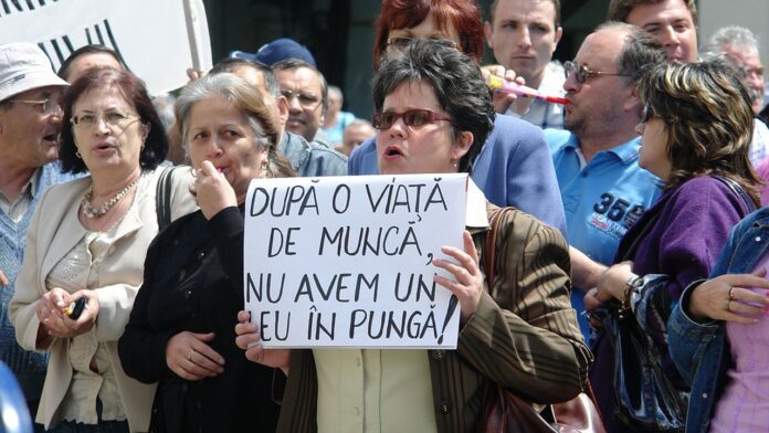 Mitingul pensionarilor. Pensionarii ies vineri în stradă, la protest