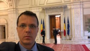 Ce mesaj a transmis Moșteanu colegilor după ce-a aflat că AEP verifică pe ce-a cheltuit USR banii partidului, începând cu luna ianuarie 2025 4 USR
