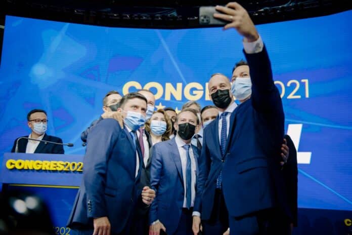 Stenograme Biroul Executiv PNL. Liberalii s-au reunit vineri