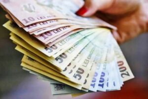 România, cea mai mare inflație în UE a doua lună la rând, potrivit Eurostat 2 Rata inflației a explodat în România, înregistrând cea mai mare creștere