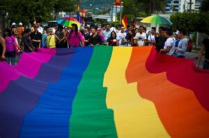 Legea diversității, gata să fie eliminată la cel mai înalt nivel. Proiectul de lege a fost adoptat în Camera Reprezentanților, dar bătălia nu s-a dat deja 3 Referendum LGBT. Referendumul cu privire la măsurile pro minorități