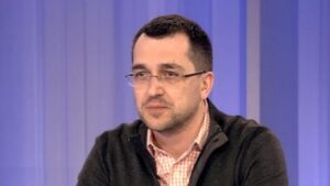 Vlad Voiculescu a pierdut procesul cu Mircea Geoană, acuzat că a repetat „minciunile cu miliardul de euro din vaccinuri” 2 Alexandru Rafila l-a atacat pe Vlad Voiculescu