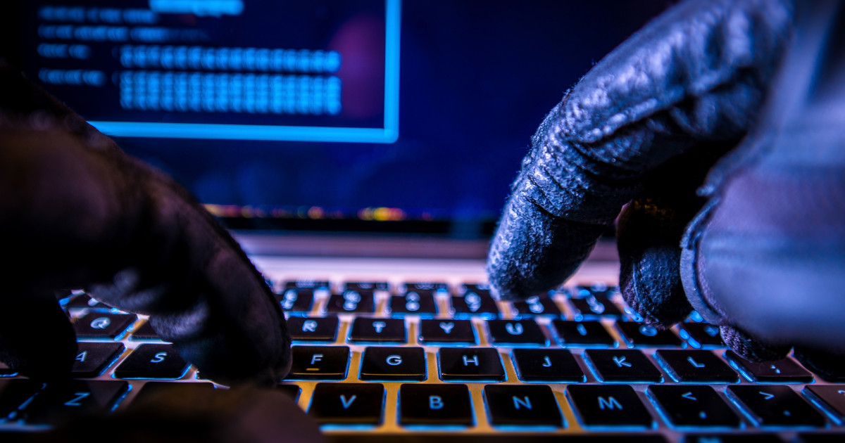 Hackerii ruși au încercat să pătrundă în serverele armatelor unor țări