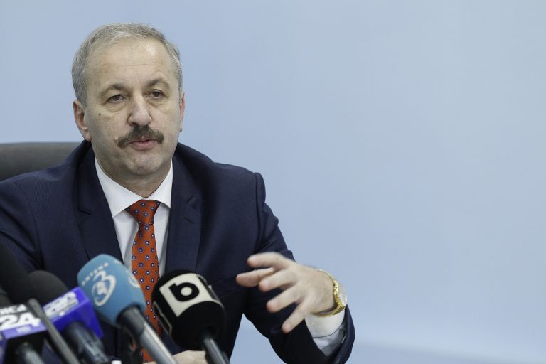 Stagiul militar obligatoriu nu va fi reintrodus în România spune Vasile Dîncu