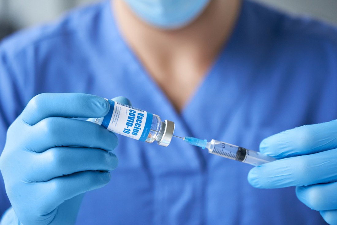 Vaccinarea anti-COVID se va face de acum înainte la medicii de familie