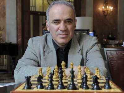 Garry Kasparov, îndemn pentru români să iasă la vot: „Dacă nu votezi, poți să ajungi ca în Rusia” 7 Garry Kasparov, ex-campion mondial la șah, opozant vehement al lui Putin