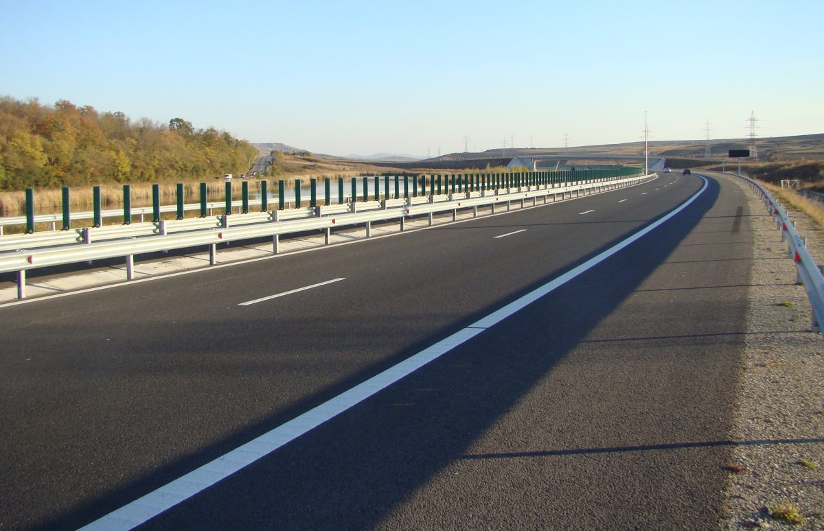 Autostrada Moldova a intrat în linie dreaptă. Semnarea contractului