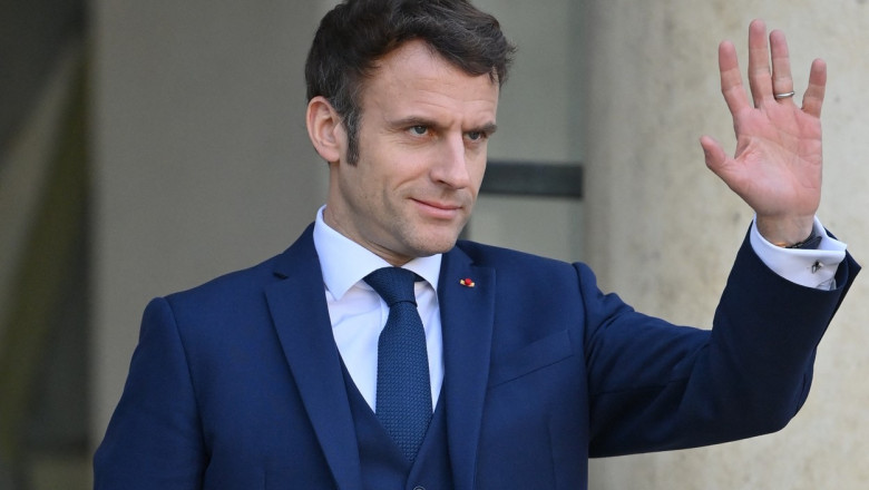 Emmanuel Macron vine în România marți, pentru a vizita militarii francezi