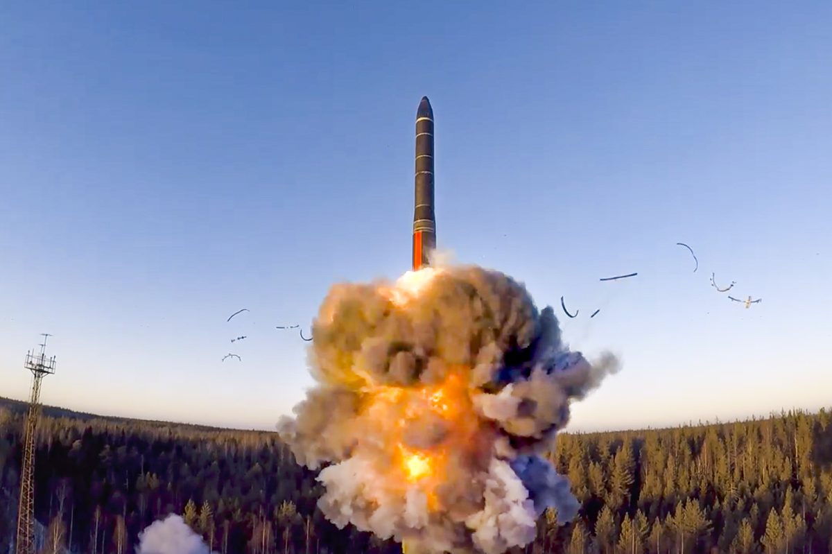 Occidentul riscă un război nuclear pentru că a „rupt” comunicarea cu Rusia