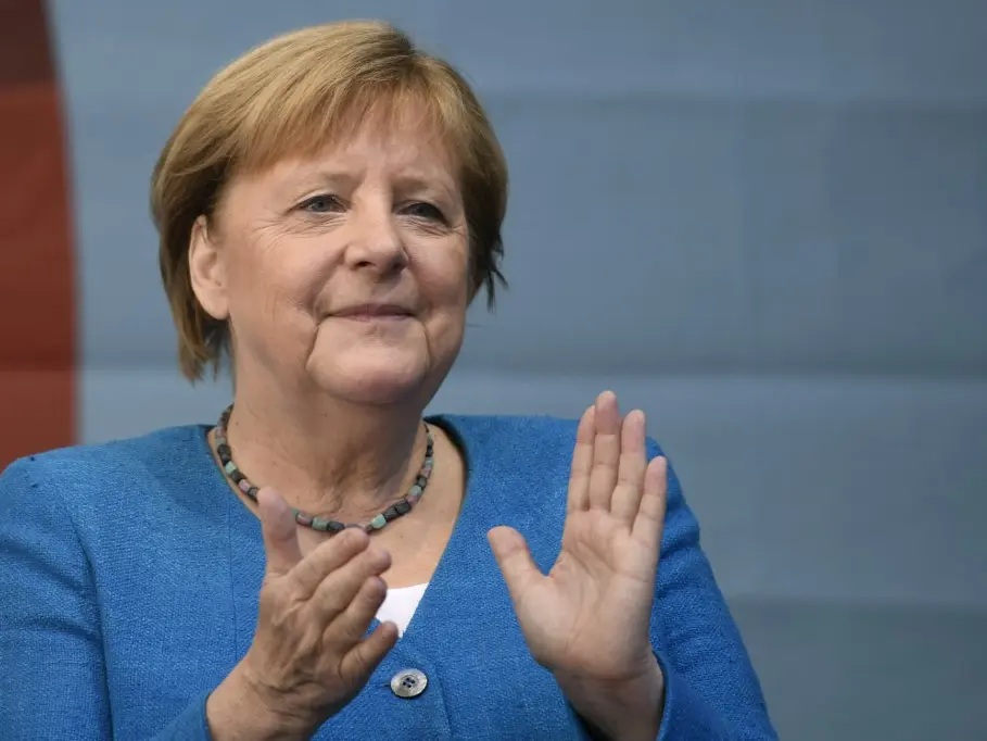 Angela Merkel nu regretă apropierea de Rusia în politica energetică