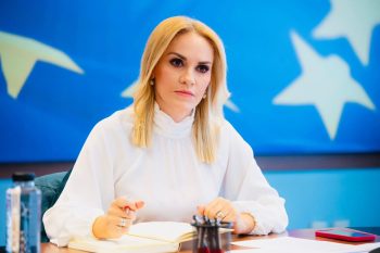Gabriela Firea, despre Crin Antonescu: Unul dintre cei mai performanţi oameni politici 5 Prezența femeilor pe listele de vot ar urma să fie obligatorie
