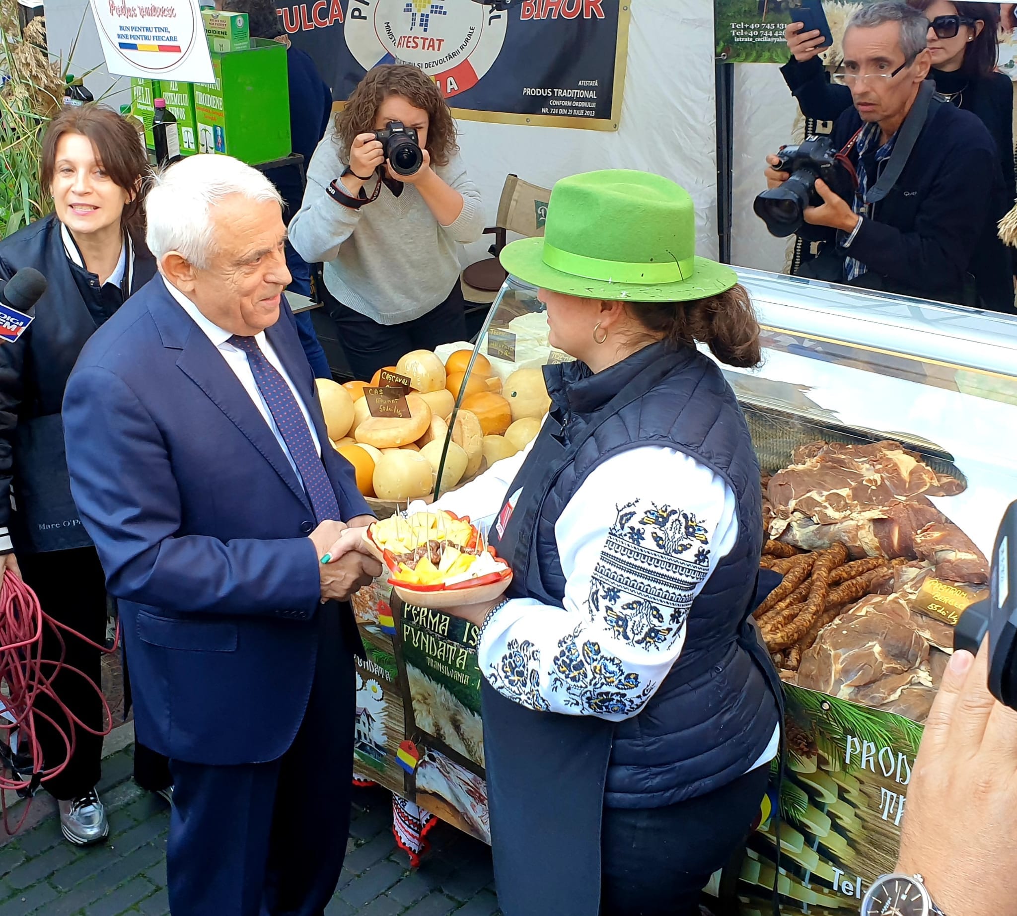 Cât costă cașcavalul a spus ministrul Agriculturii, Petre Daea