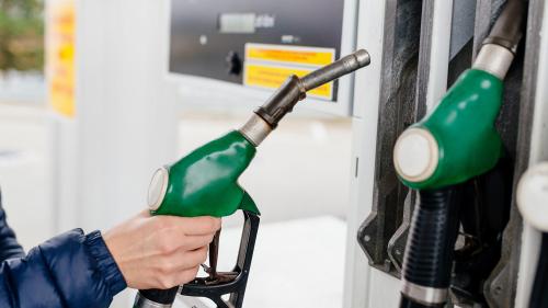 Prețul carburanților în România a scăzut din nou, în urma ajustărilor
