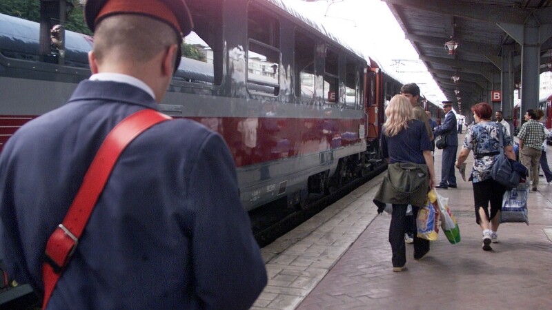 O tânără din Craiova a fost agresată sexual de controlor în tren