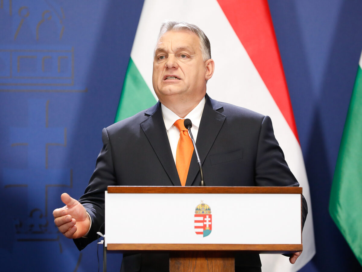 Fondurile europene destinate Ungariei, înghețate de Comisia Europeană