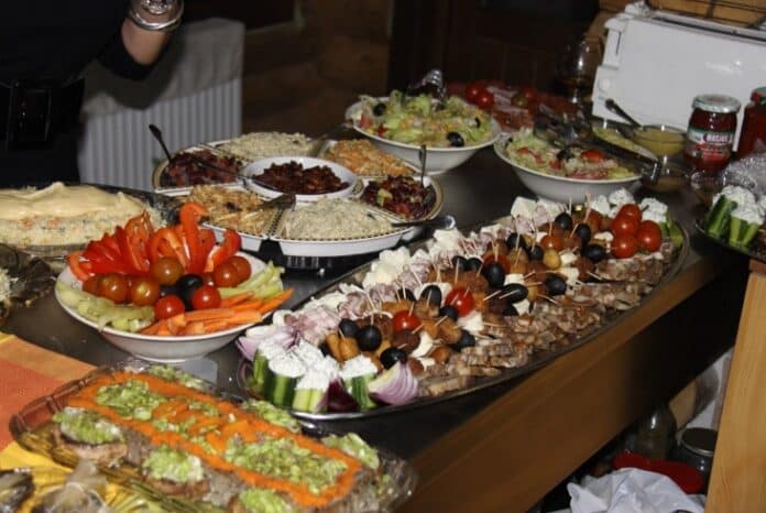 Masa de Crăciun s-a scumpit semnificativ față de anul trecut