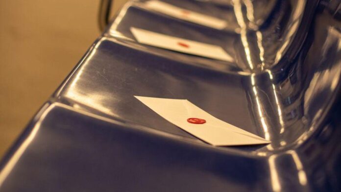 Metroul lui Moș Crăciun a început să circule în București, iar inițiativa