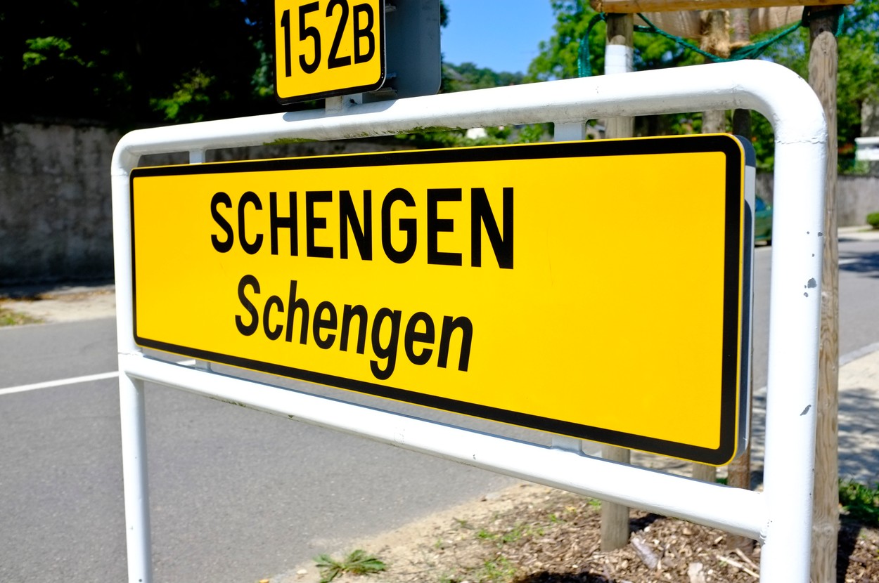 Integrarea României în Schengen este cerută chiar de unii jurnaliști
