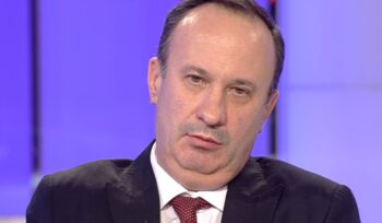 Un fost ministru PSD de finanțe dă vină pe cei care l-au votat pe Nicușor Dan pentru deprecierea leului 2 Taxele nu vor fi modificate mai devreme de 2025-2026, spune Câciu