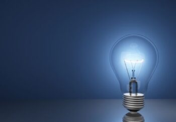 Cu cât vor crește prețurile la energie după expirarea plafonării. Trei scenarii posibile. Unele facturi se vor dubla 1 Începe raționalizarea energiei în Marea Britanie, primele măsuri