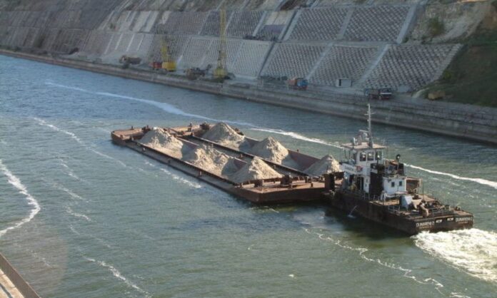 Lucrările pe Bâstroe vor fi oprite, au promis ucrainenii, până la evaluare