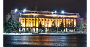 Guvernul României a cheltuit peste 34.000 de euro pe cadouri de lux înainte de Paște. Pixuri aurite și agende de pile de vițel 6 Guvernul României
