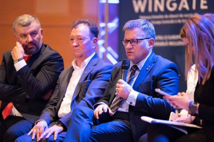 Vouchere de 5.000 de euro a anunțat ministrul Muncii Marius Budăi