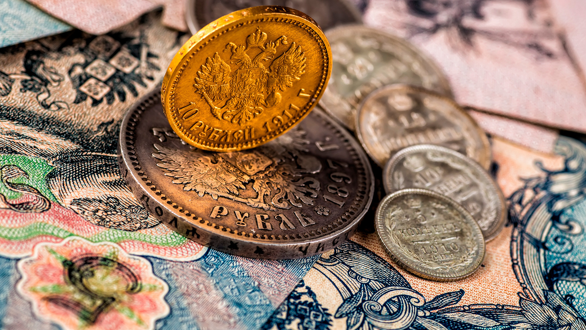 Cheltuielile cu războiul ale Rusiei au secătuit economia, arată rapoartele
