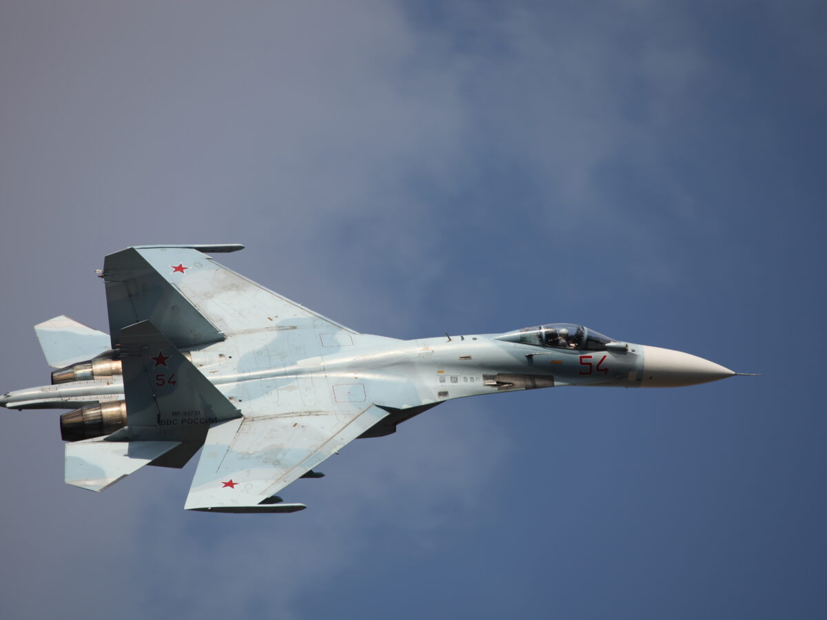 Un avion polonez a fost interceptat agresiv de un avion rusesc
