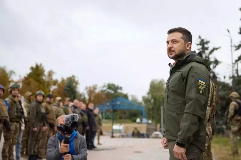 Soldați ucraineni vor fi antrenați în Europa, inclusiv în România